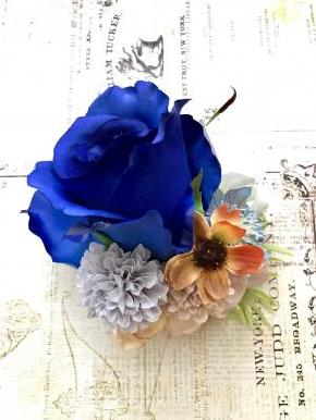 blue rose corsage oni.jpg